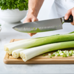 découvrez notre guide simple et pratique pour préparer parfaitement vos poireaux en cuisine. astuces, techniques et recettes faciles pour sublimer ce légume sain et délicieux.